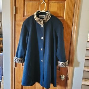 Vintage Leslie Fay Wool Coat w/ fur Trim